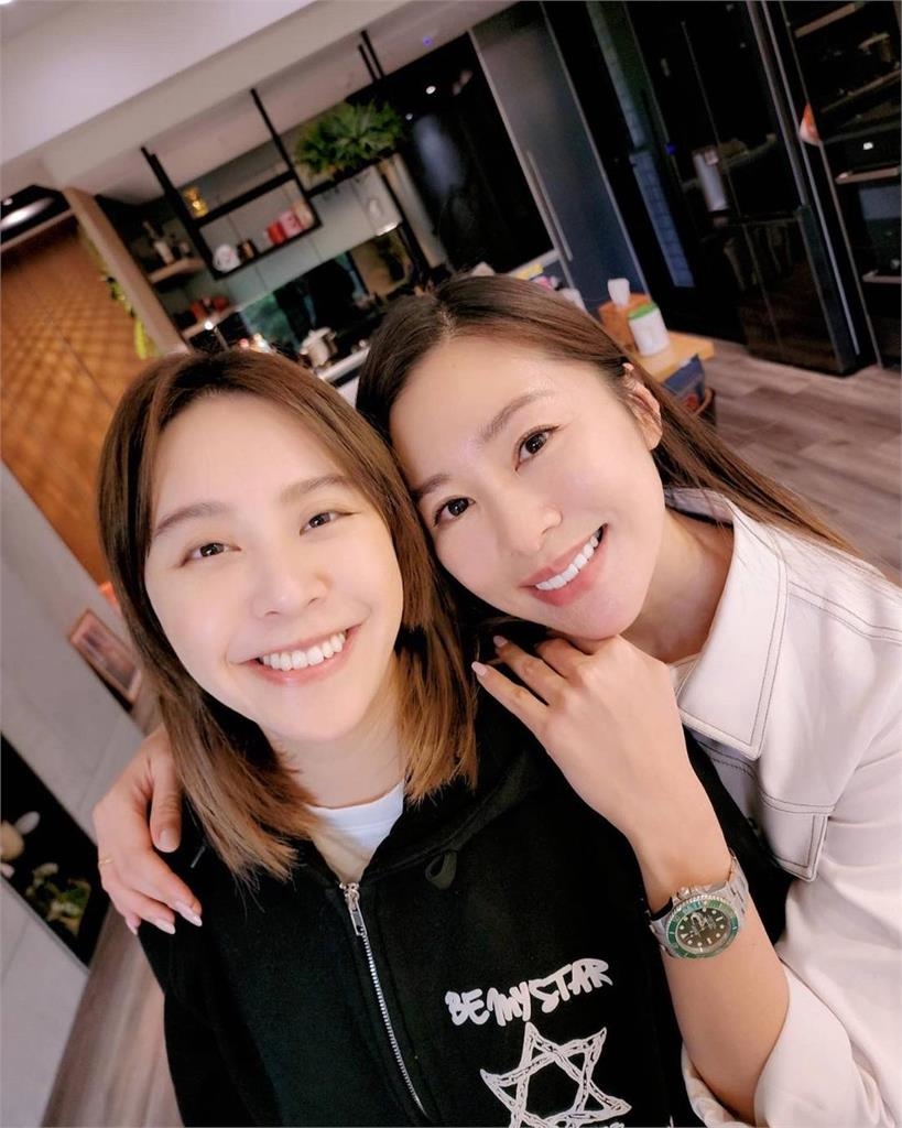 張棋惠曬「4 in Love」合照嘆1句 楊丞琳暖回讓粉絲淚喊:照片怎自帶音樂