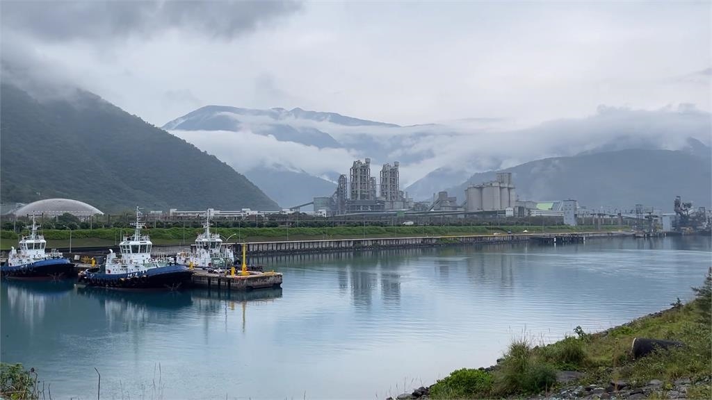 花蓮秀林和平港開放垂釣 遊客須注意兩項須知 避免撲空