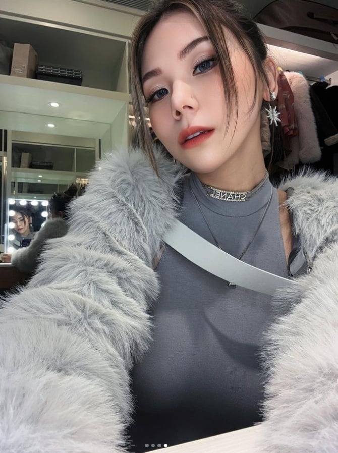 蕾菈懷孕6個月！輕撫孕肚「1亮點」征服5萬網：最美孕婦