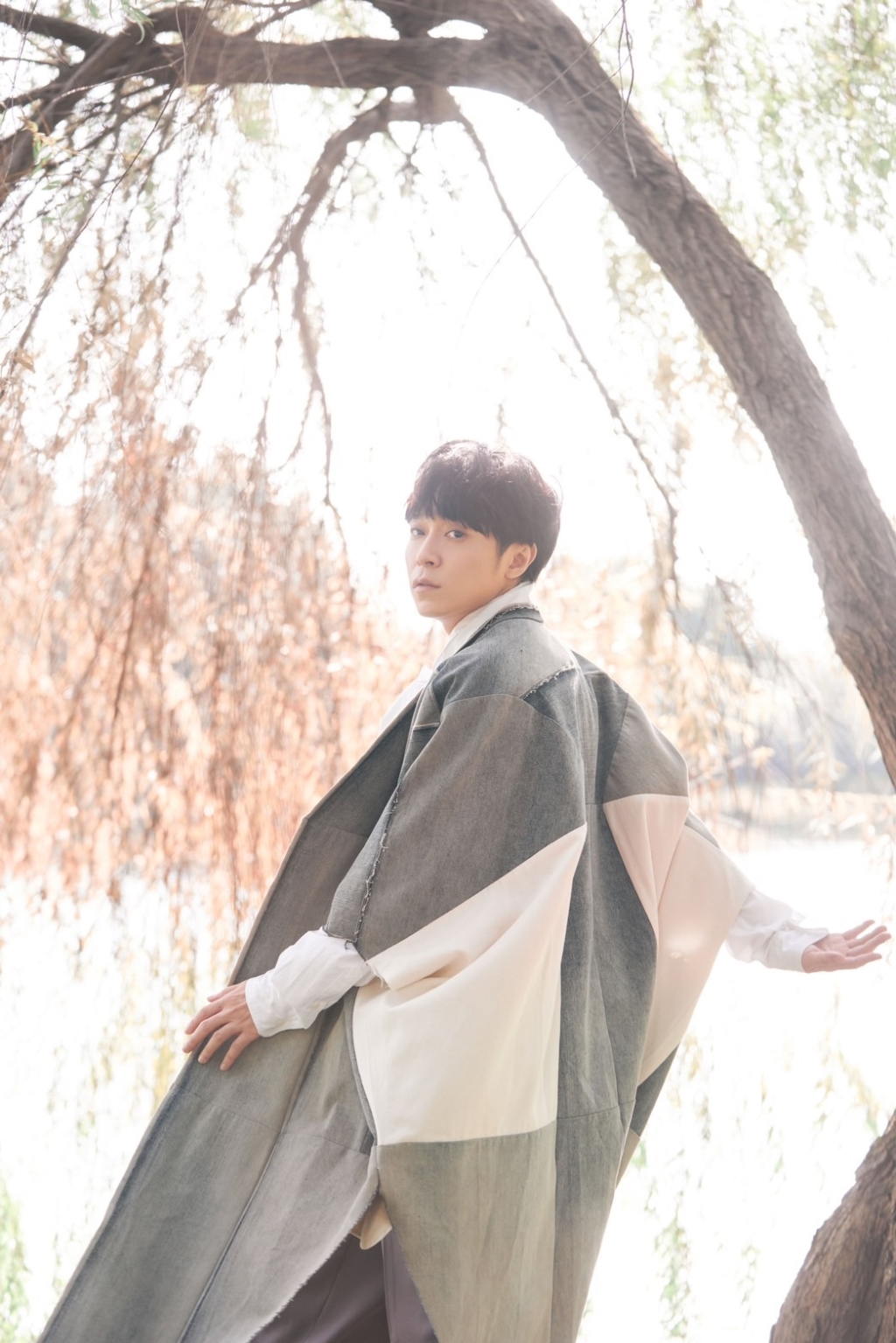 「動物體質」發威！吳青峰趕鵝改當「牧鵝人」