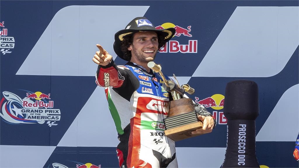 美國摩托車大獎賽意外連連　最強車手第七圈摔車提前結束