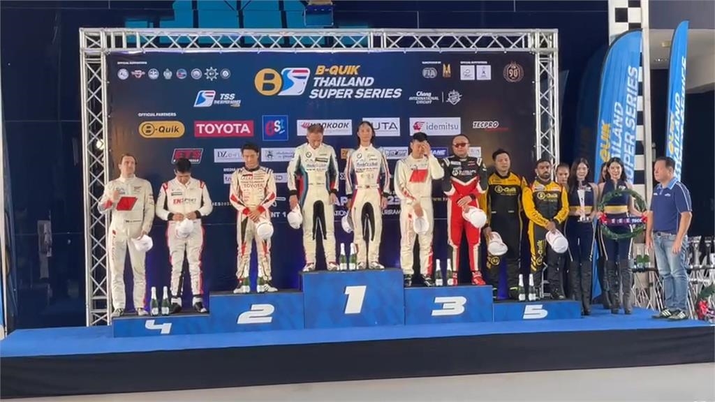 「泰國超級跑車系列賽」賽車教父陳俊杉奪冠　頒獎典禮播放台灣國旗歌