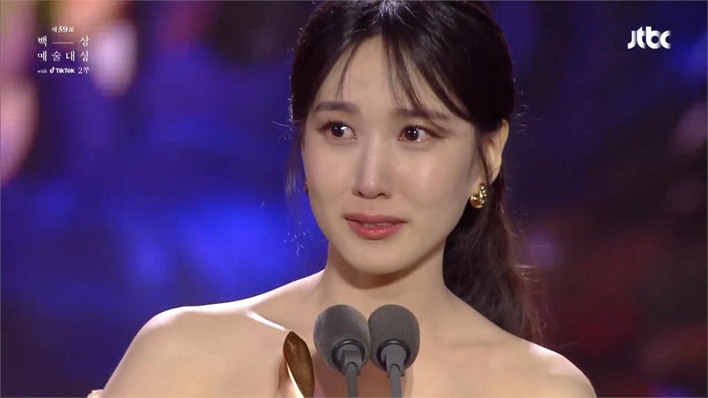 百想「死亡之組」 宋慧喬奪視后、朴恩斌獲「電視部門大賞」