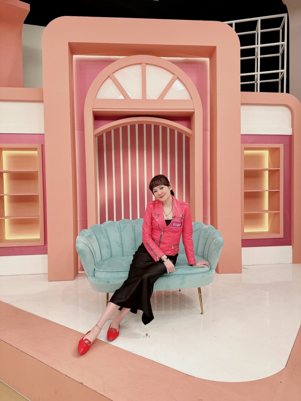 《姊妹亮起來》Vicky太白目？！屈中恆送的禮物都被她退貨