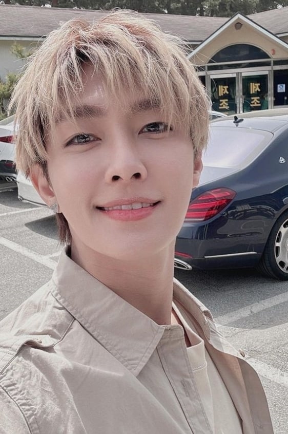 炎亞綸曬19年前舊照驚見《終極一班》!「今昔對比圖」震撼網:都沒變