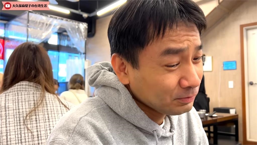 飲食習慣大不同！日本女星遊首爾「爽吃生牛肝」　老公嚇傻崩喊：太恐怖