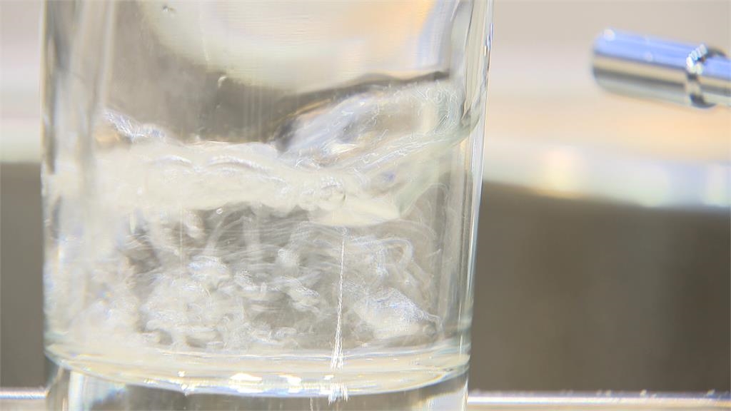 台灣每10人就有1人有腎結石 喝水6大益處報乎你知