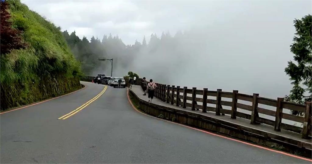 快新聞／宜蘭太平山聯外道路坍方　170名受困旅客陸續下山