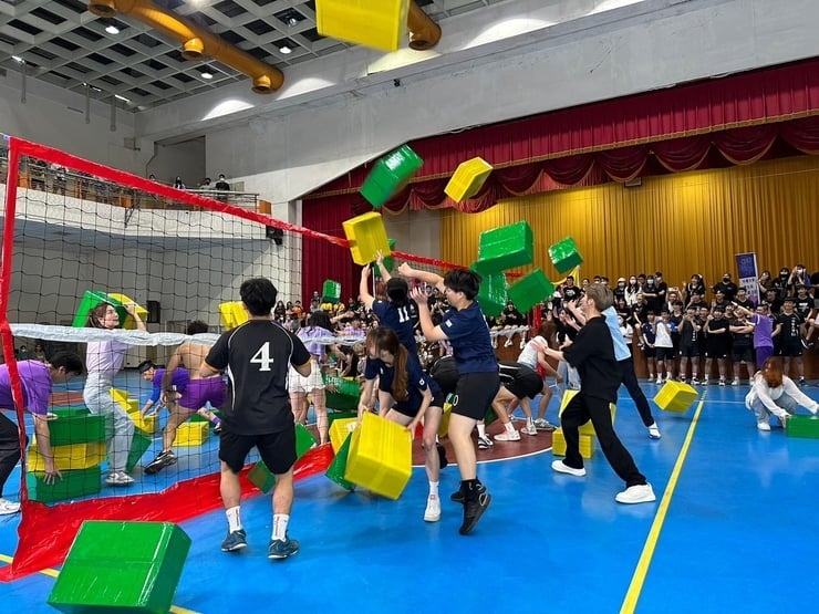 錄影驚傳被黑衣人包圍叫囂 楊繡惠沒在怕還對嗆