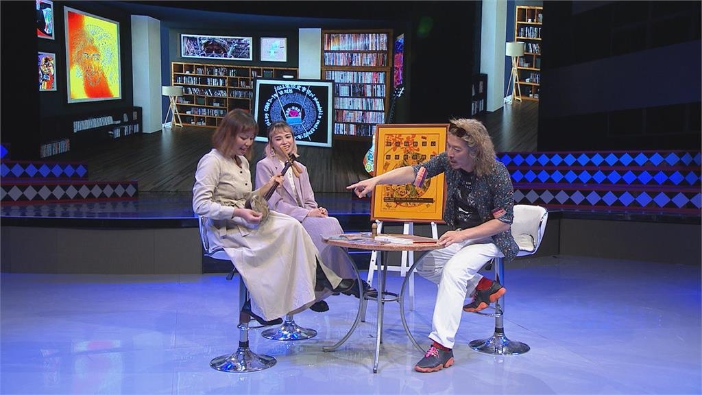 唱頌台灣／曾立馨捧蛇皮樂器開唱　新生代北管才女震懾全場