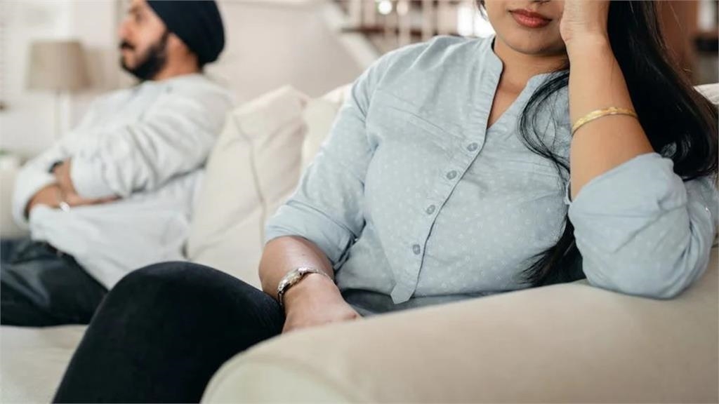 機場打卡「1行為」男友火大開罵!她討拍喊分手…網嚇壞:個資在裸奔