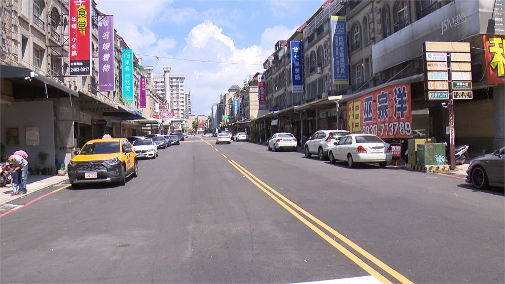 疑停放店家門口影響出入　車慘被「五花大綁」　警：私有地無法罰