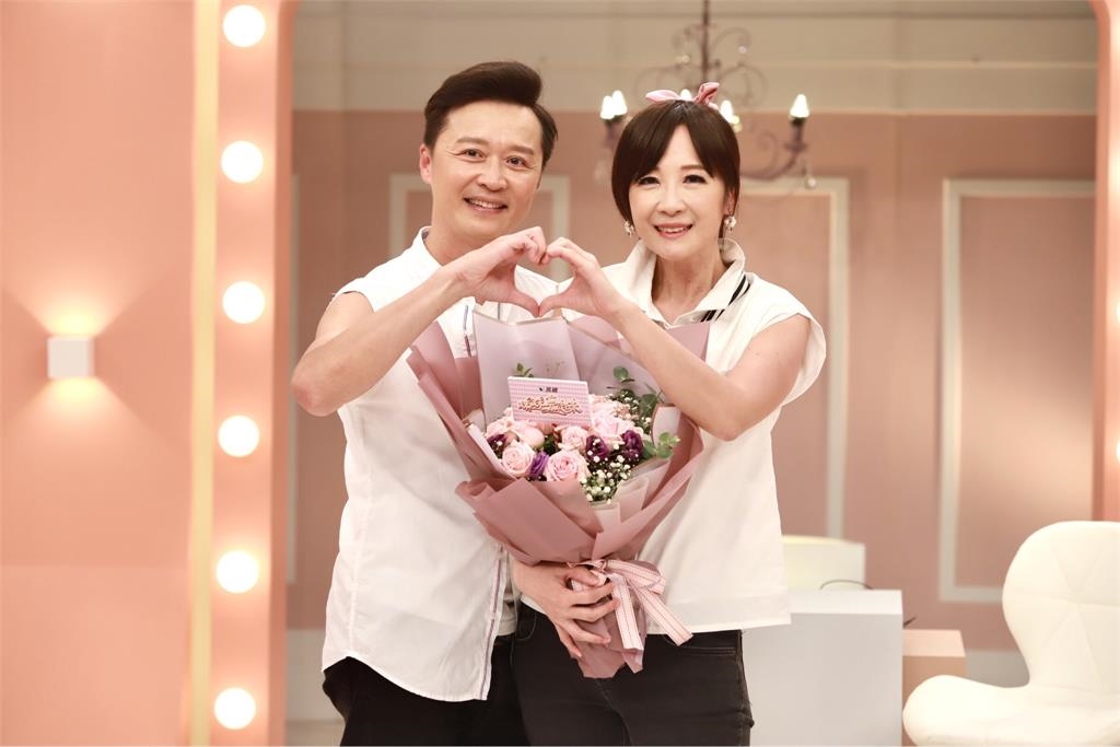 睽違13年復出《姊妹亮起來》!和家馨驚爆已經拿掉子宮|四季線上4gTV