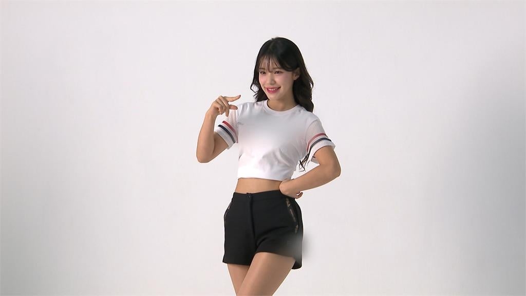 女神「驚喜生日禮」　李多慧提前祝壽超感動