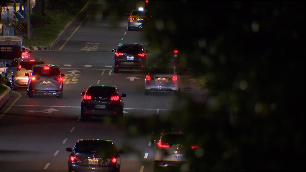 週二父親節逢立秋仍炎熱 持續嚴防豪大雨!