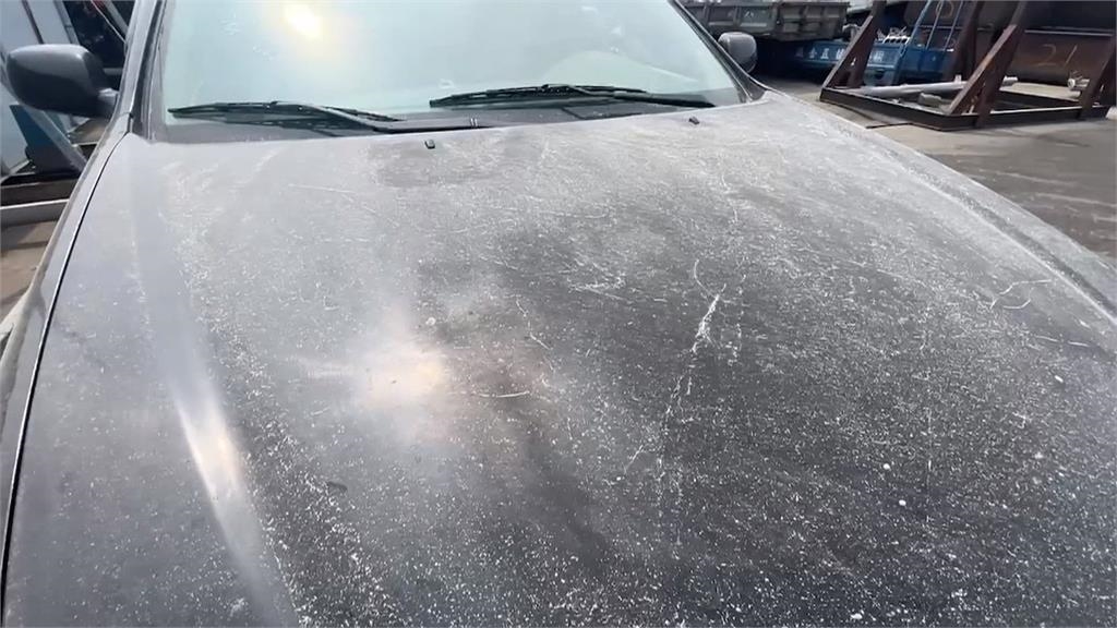 火災?虎尾水泥廠管線破裂 大量粉塵飄散彷彿濃煙