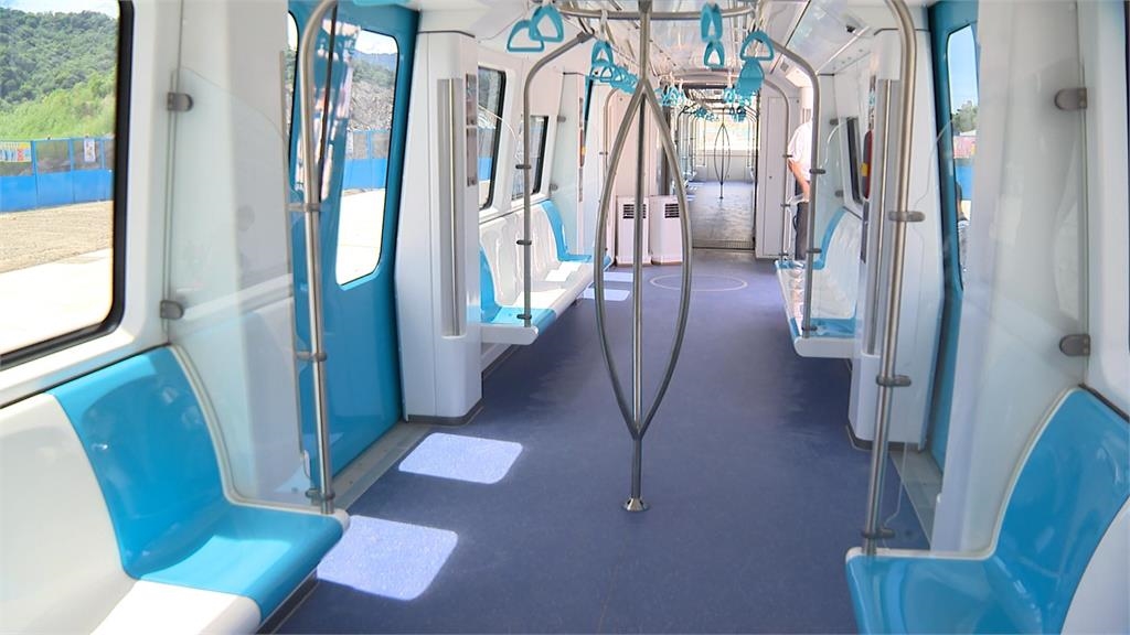 侯友宜開箱三鶯線首列車廂 內裝首度曝光|四季線上4gTV
