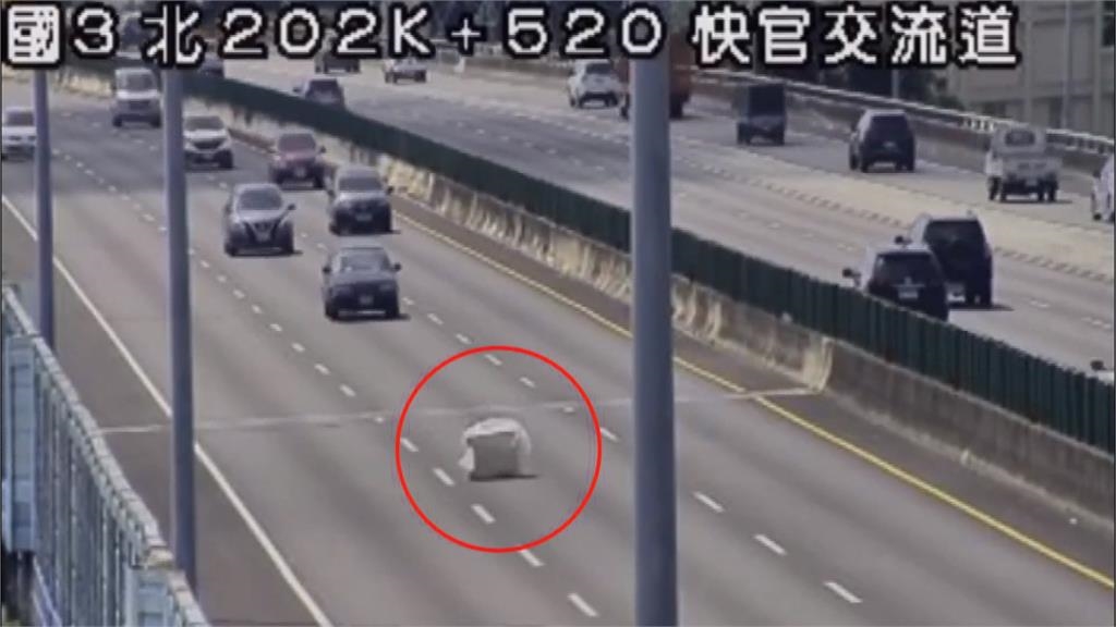 貨車上貨物該怎麼綁牢？　專業冷氣行師傅示範給你看