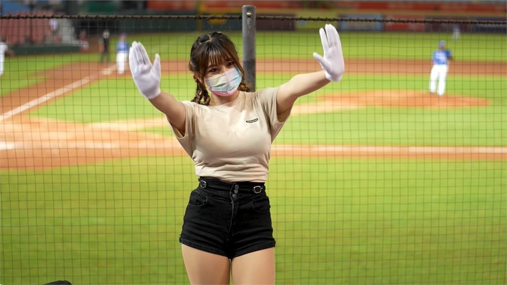 遭爆胡瓜獨寵…熊霓「無敵晃動」應援片紅到日本!3百萬粉瘋看:被迷倒