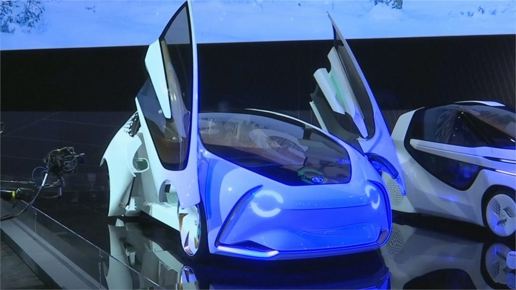 特斯拉Dojo發威！台積電吃補？