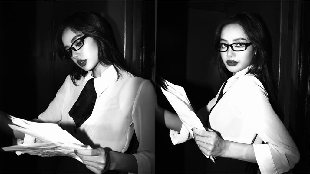 多圖／Lisa惹火OL裝「暗黑內在美」失速衝出　下身「剩1條線」比不穿還涼