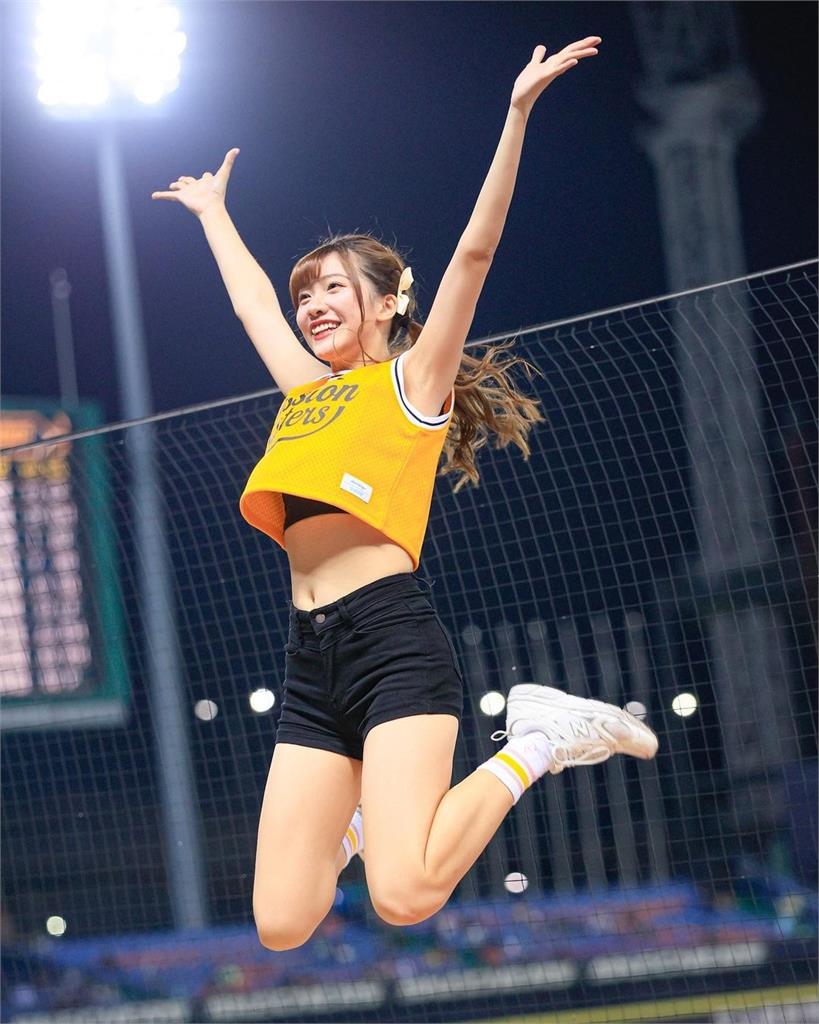 啦啦隊「首席美少女」自曝有歸屬了！甜認1件事：感受到愛