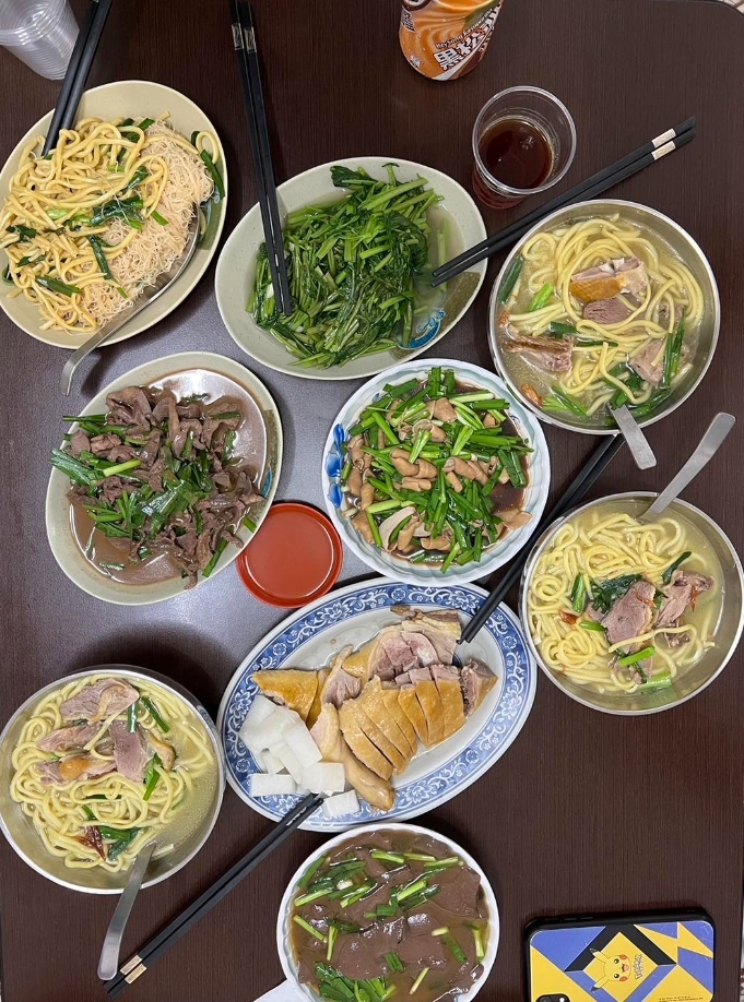 天氣涼好快!林智堅、高虹安「美食文對決」網一看噴笑:高下立判