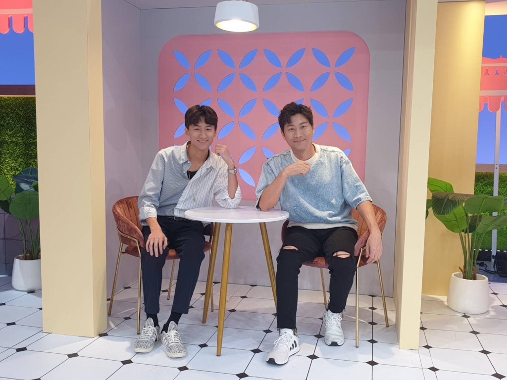 遺傳爸媽好基因！侯昌明、曾雅蘭愛女出國求學才一個多月「從少女轉變成熟自信美」引網友驚呼