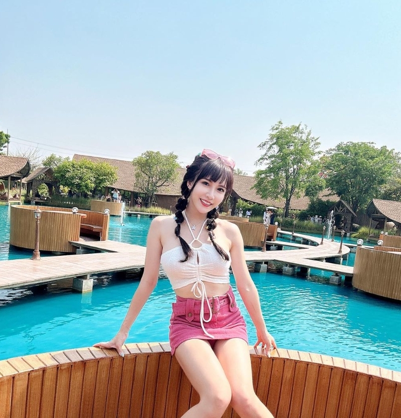 牛奶「限定外援」加入小龍女！微醺魅力征服全網：啦啦隊天花板