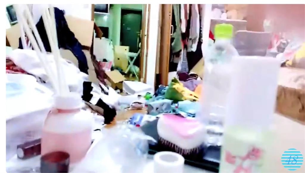 甜美女偶像直播大出包!失手曝光「垃圾山閨房」日網嚇傻:感覺很臭