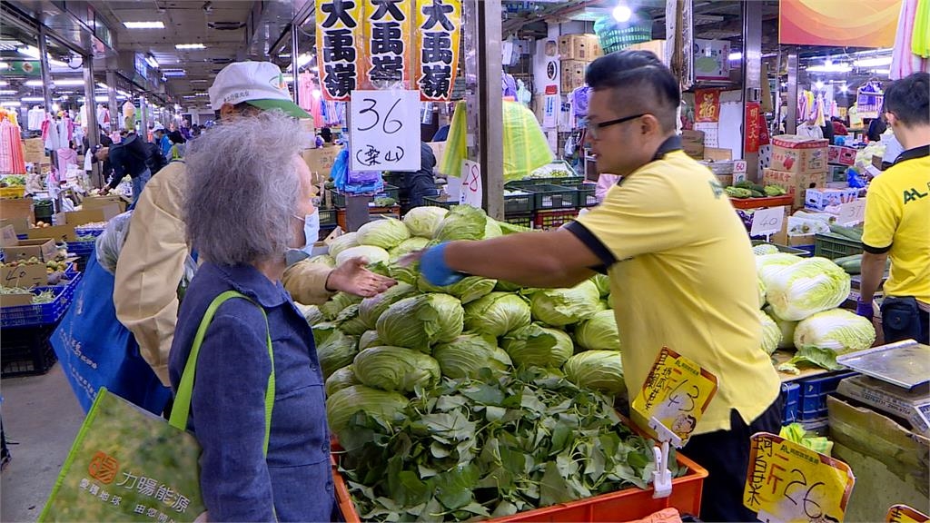菜價終於跌了！高麗菜均價剩一半　民眾有感：買菜至少省500元