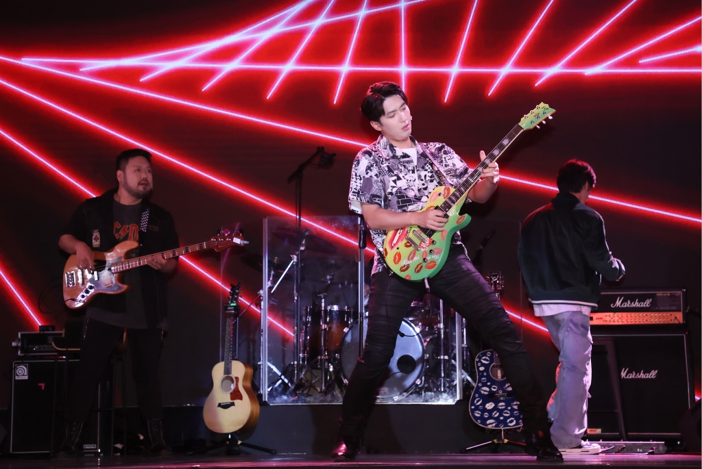 原創音樂劇《Volume Up》首次移師海外公演 韓團UP10TION成員李歡喜、李東烈來台彩排