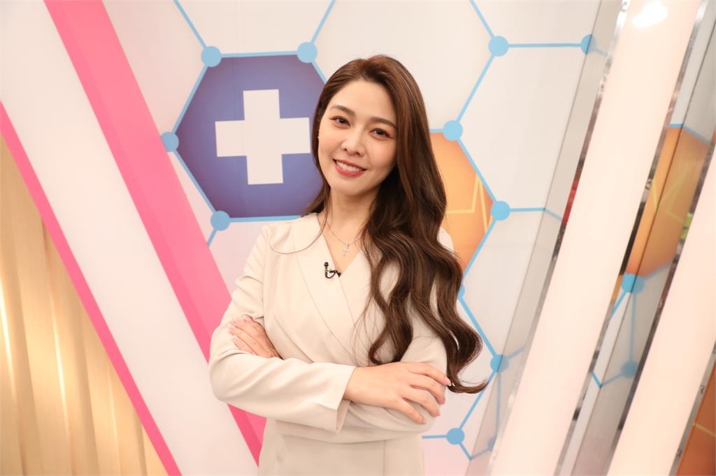 白家綺大爆葉家妤酒量差 連月子燒酒雞都能醉