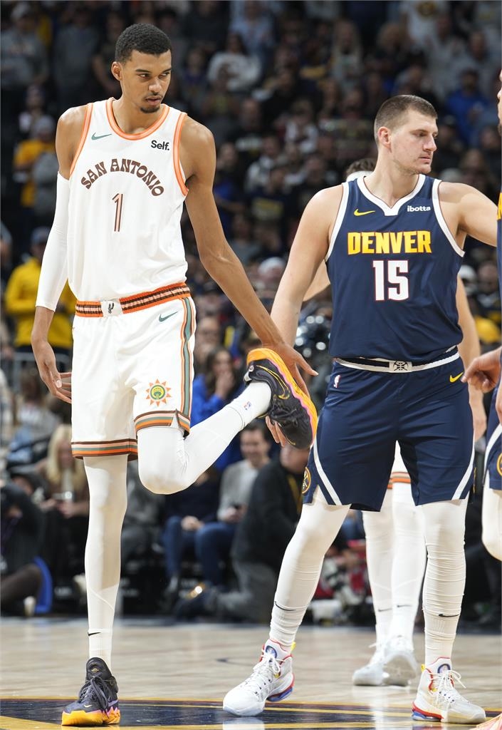 NBA／19歲震撼全聯盟　文班亞馬曝「這是最差的我」：每年都會變得更強