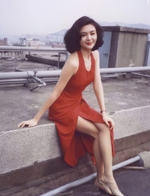 61歲關之琳顏值崩壞!新片「濾鏡失靈」大小眼+僵硬表情驚呆全網