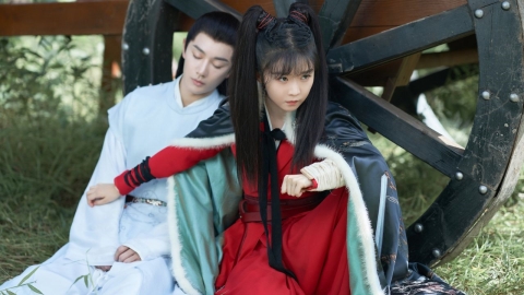 玻璃糖!一段互相追趕的辛酸「虐戀」《燼相思》5大劇情必看亮點