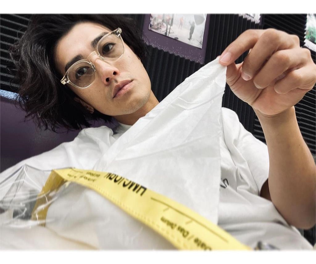 赤西仁昔不甩罵名「與黑木梅沙奉子成婚」!耶誕節宣布斷11年婚