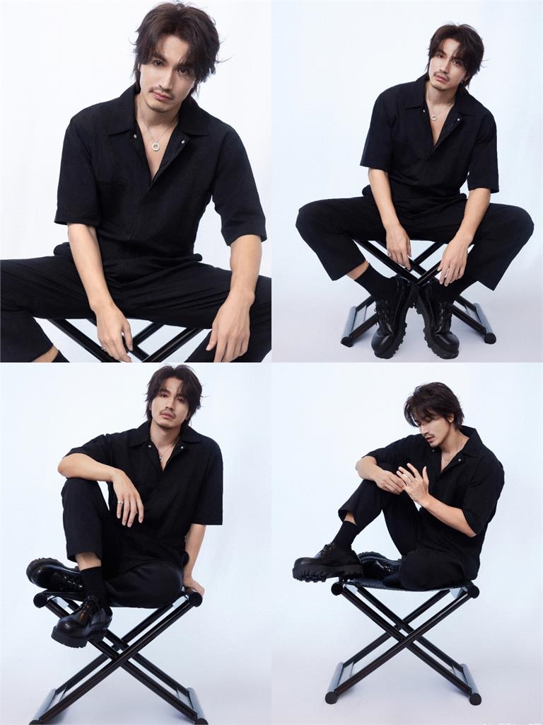 言承旭「濃厚落腮鬍」面容大爆改!襯衫敞開狂炸「巨肌大boss」網看暈