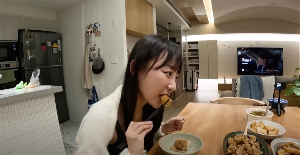 南韓童顏女神去阿滴家玩!