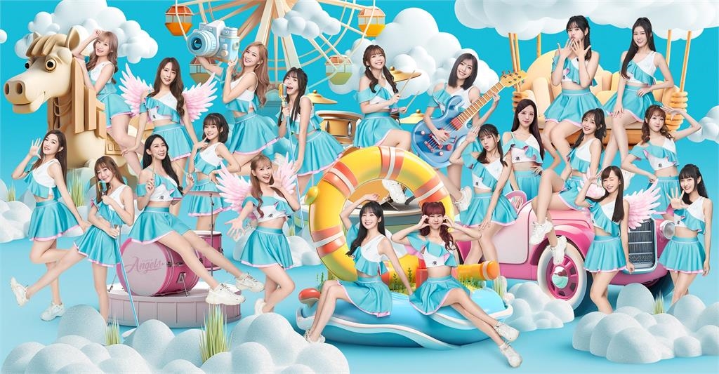 宇宙邦太狠！主場祭啦啦隊「破尺度泳裝」　誠意滿出來網暴動：認真看球