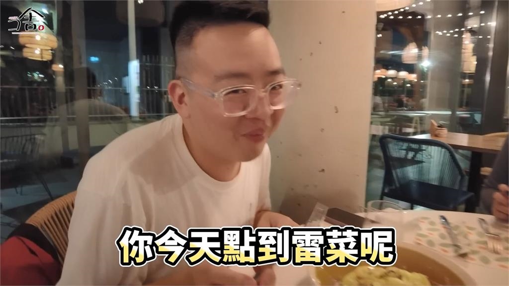 叩舍遠赴法國參加動漫展　竟然遇見7年老粉感動坦言：沒想到