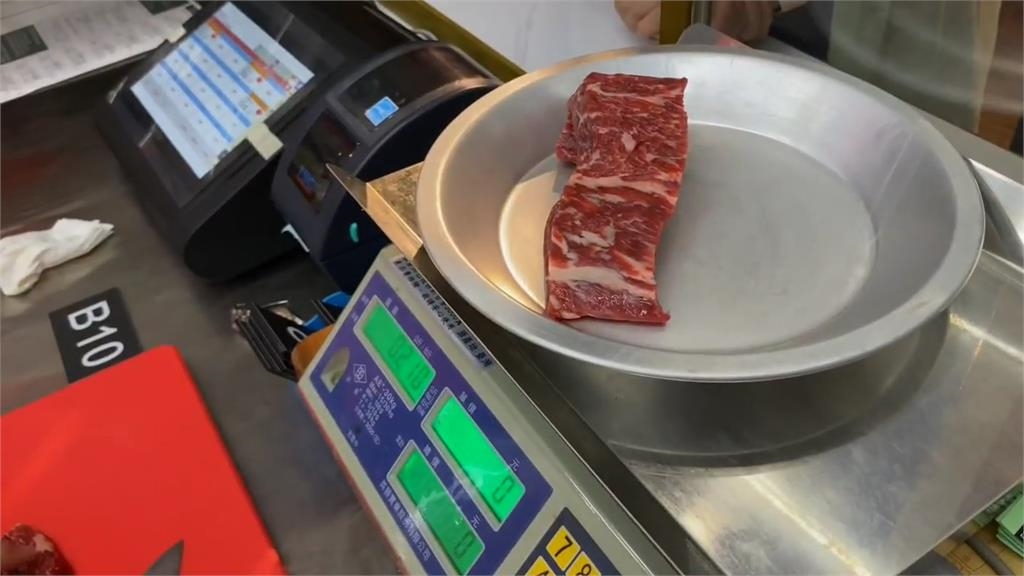台灣趴趴走/肉要多大塊?主廚「秤重」切給你!嘉義「炙燒」熟成鮮切牛排!