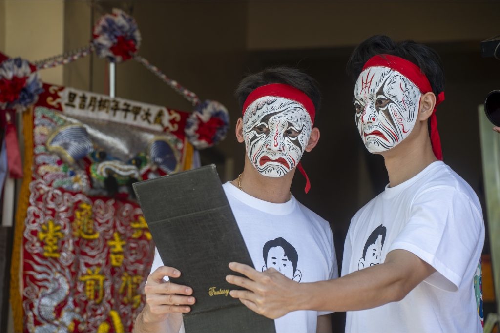 温昇豪錄《鬥陣大廟埕》最在乎「這件事」 與劉冠廷「再續緣分」吐心聲