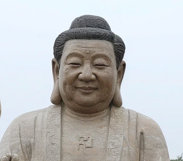 莊嚴大佛「撞臉館長」本尊首發聲!超神無違和照萬網笑爛:還以為是他