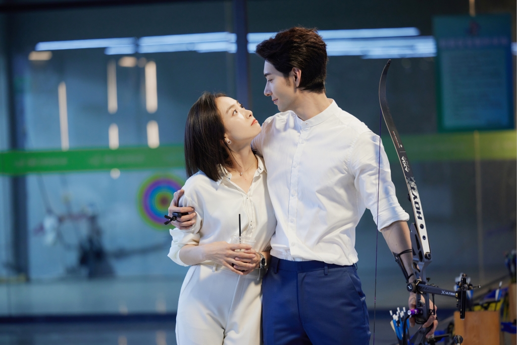 AI取代人？盤點《我們的翻譯官》四大對比與拉扯　探究現代職場