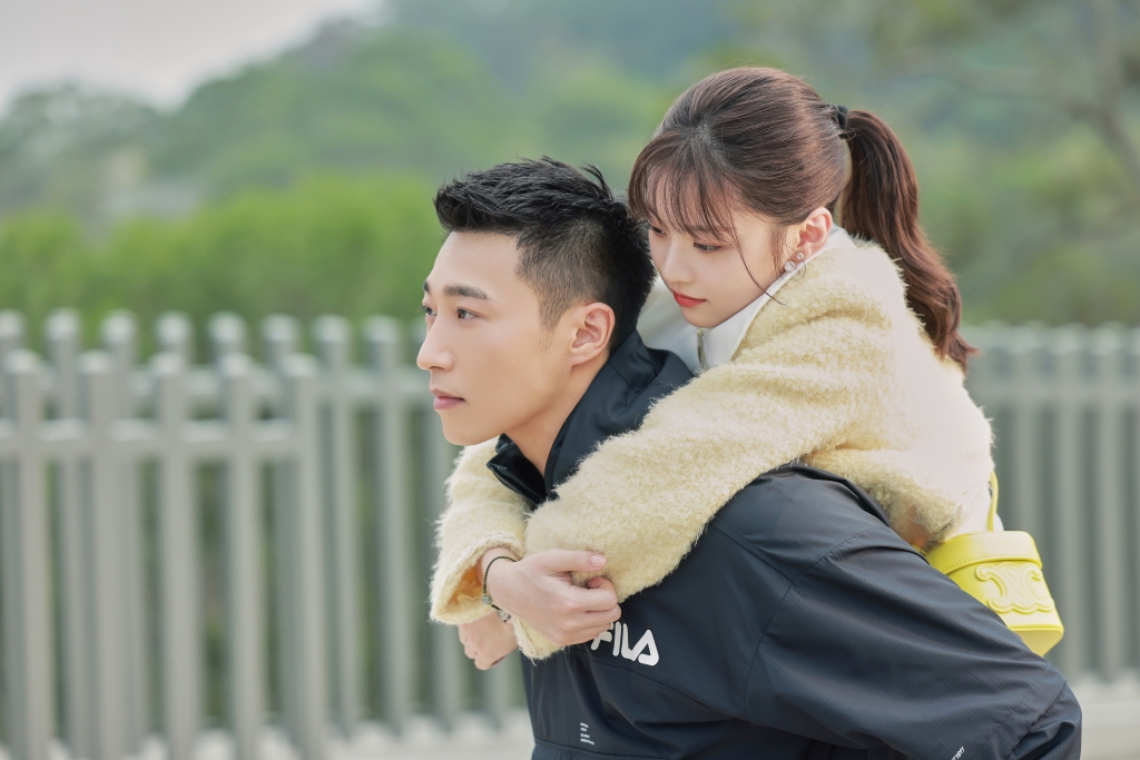 AI取代人？盤點《我們的翻譯官》四大對比與拉扯　探究現代職場