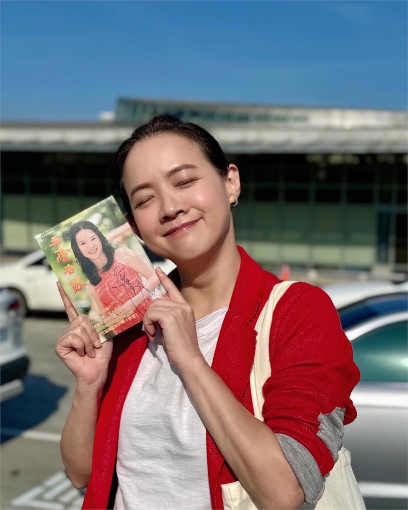 曾寶儀曬24年前「清純玉照」!自豪「我越來越漂亮」曝原因