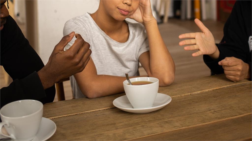 小年夜做錯「恐窮1整年」！命理師曝「5禁忌+3習俗」：父母先別罵小孩