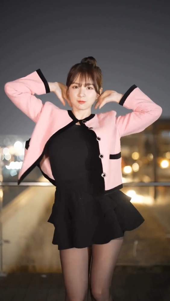 李多慧嗨跳越南神曲「叮叮噹噹叮」!超甜眨眼百萬網淪陷:我又沒了