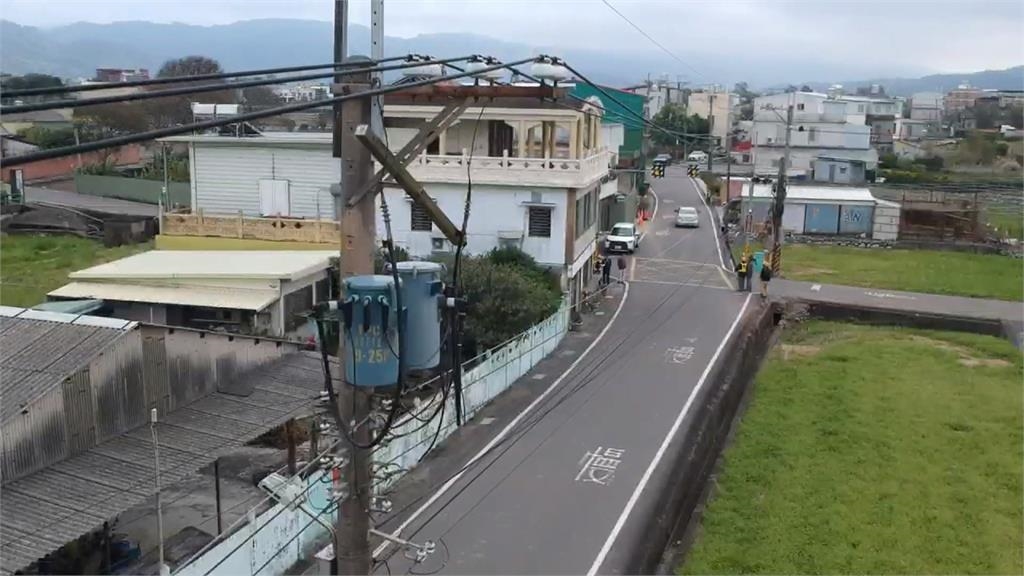 疑台電高壓電「突波」釀禍 5戶民宅家中電器毀損